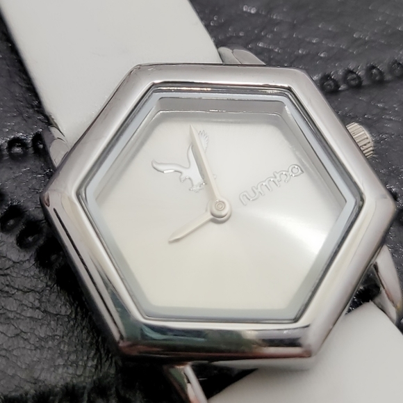 American Eagle Rumba Watch - Picture 4 of 4